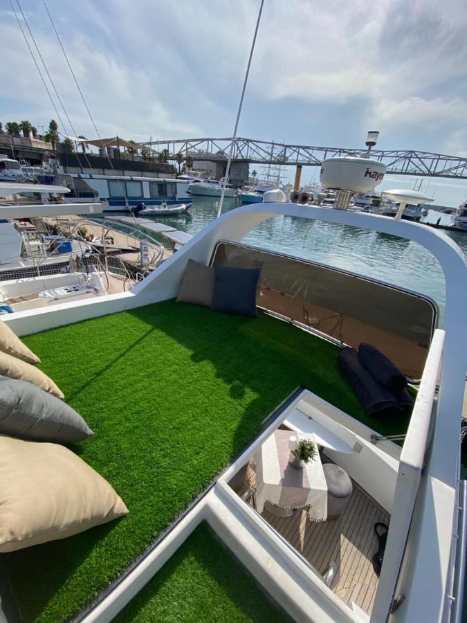 Barco Muy Romantico Con Parking! Sant Adria de Besos Exterior photo